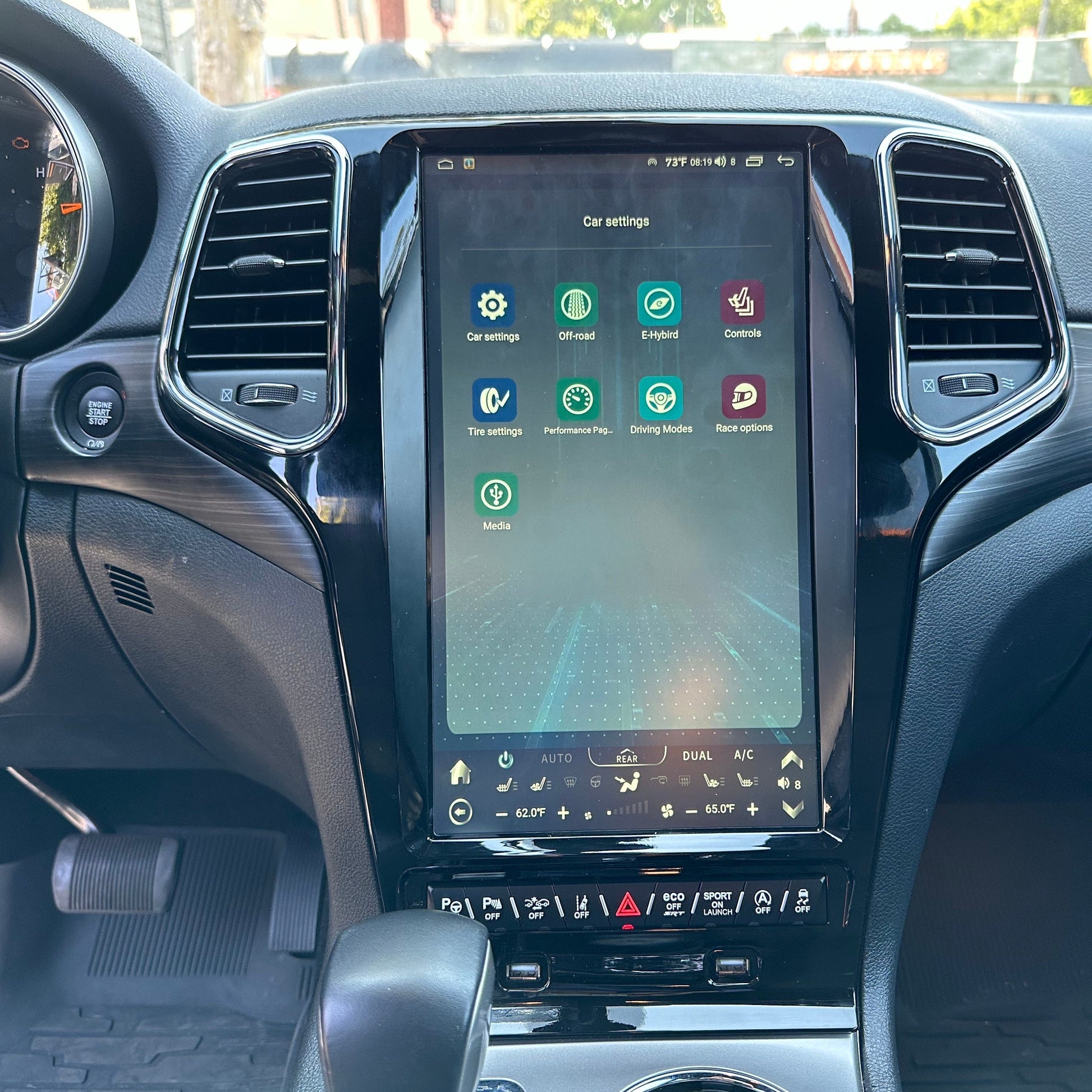 13.6" Vertical Screen Android 12 Fast boot Navigation Radio for Jeep Grand Cherokee 2011 - 2022