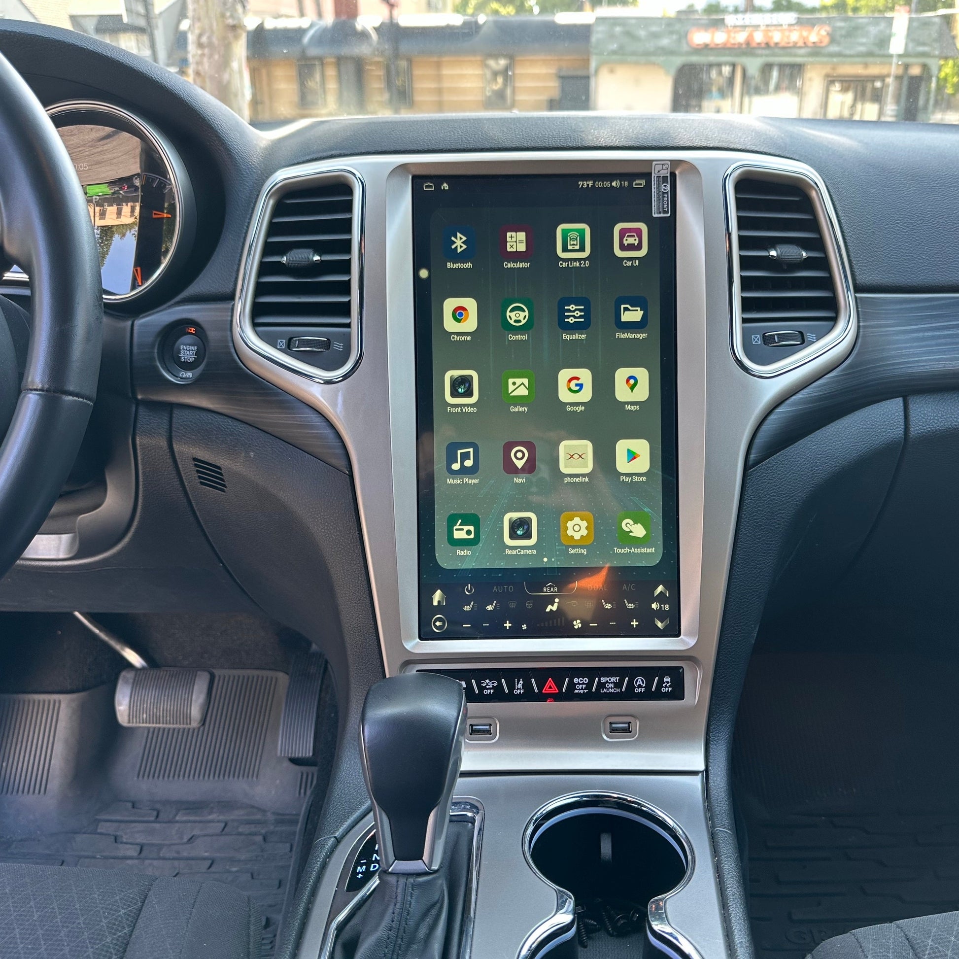 13.6" Vertical Screen Android 12 Fast boot Navigation Radio for Jeep Grand Cherokee 2011 - 2022