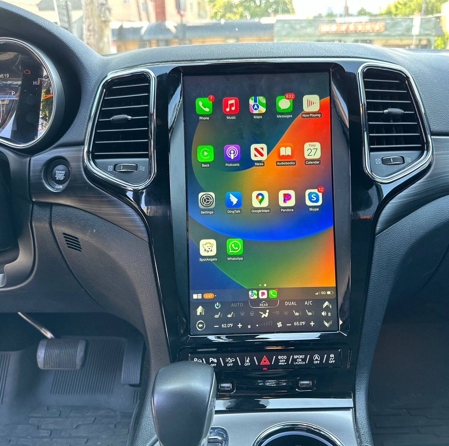 13.6" Vertical Screen Android 12 Fast boot Navigation Radio for Jeep Grand Cherokee 2011 - 2022