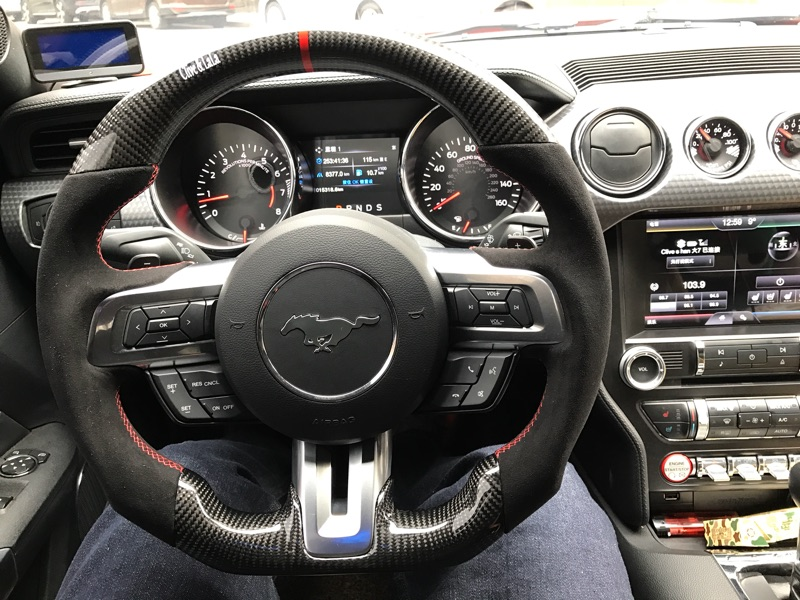 Custom-made Carbon fiber Steering Wheel for 2015 - 2017 Ford Mustang Color & Design Customizable