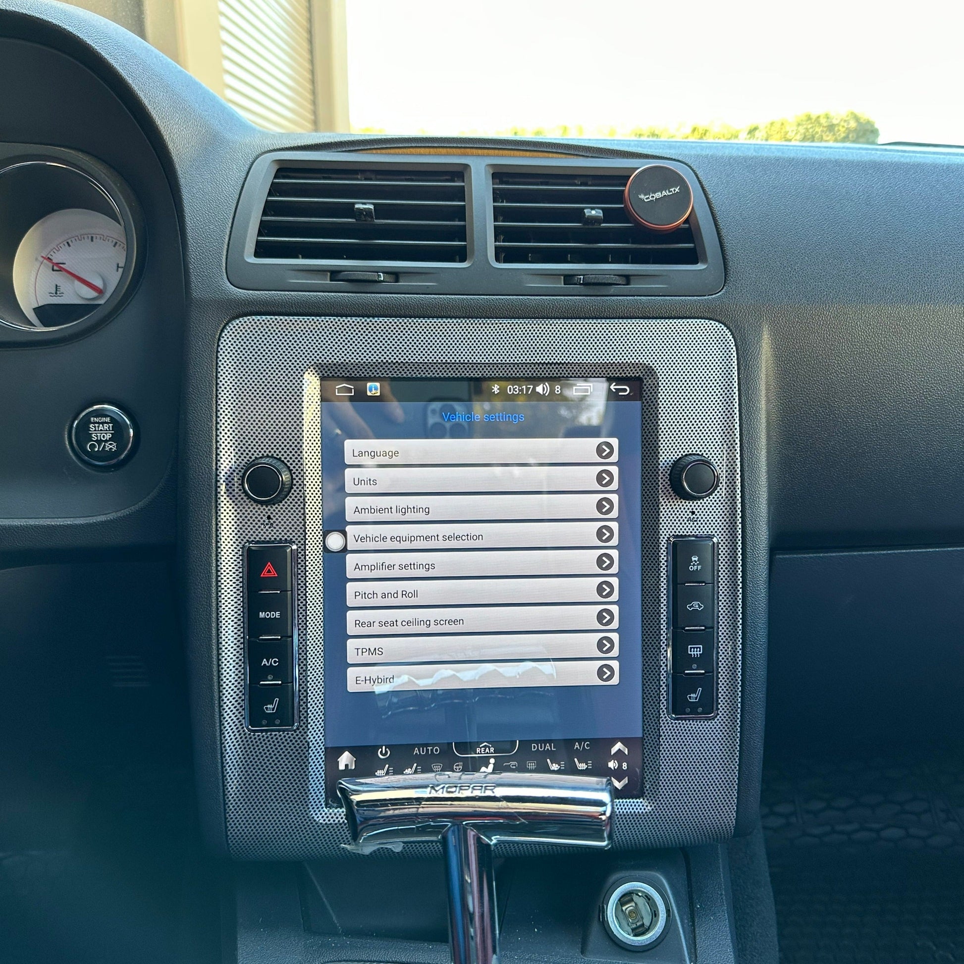 [ Open Box ] 10.4" Vertical Screen Android 10/12 Fast boot Navigation Radio for Dodge Challenger 2008 - 2014 | Phoenix Automotive