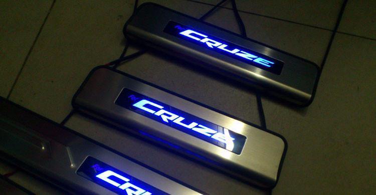 New LED Illuminated Stainless Steel Kick Plate Scuff Plate Set for Chevy Cruze 2009-2015