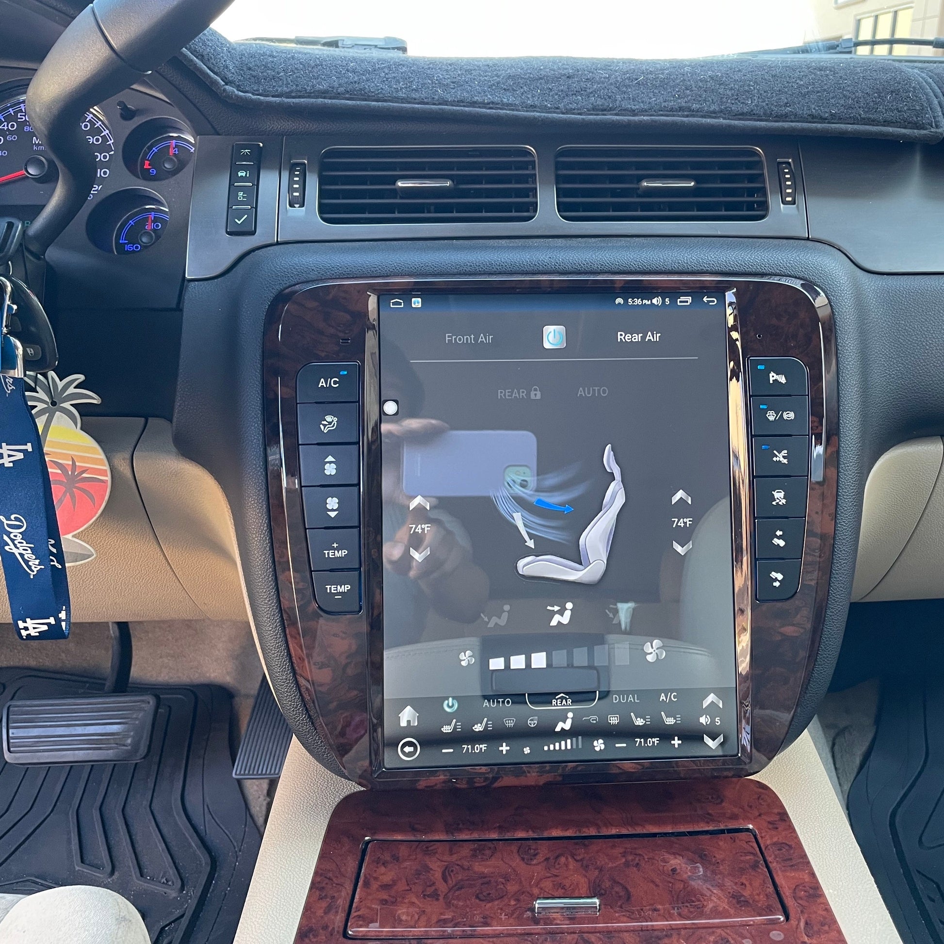 [Hot-selling] 13" Android 13 Navigation Radio for Chevrolet Silverado Tahoe Suburban GMC Yukon Sierra Avalanche 2007 - 2014