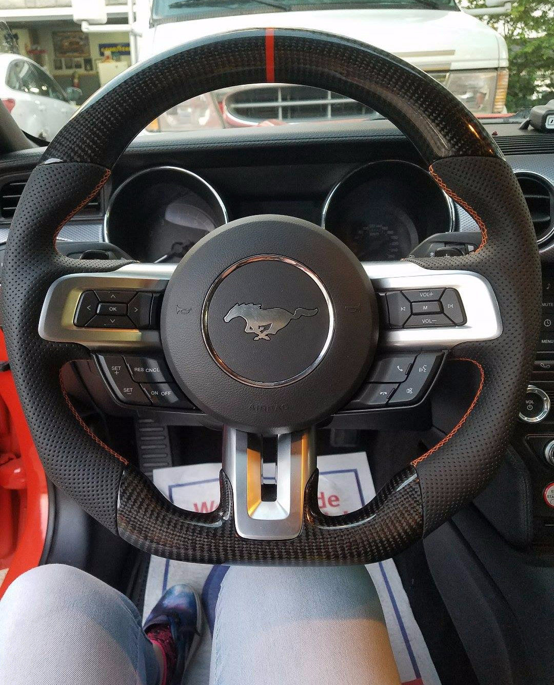 Custom-made Carbon fiber Steering Wheel for 2015 - 2017 Ford Mustang Color & Design Customizable
